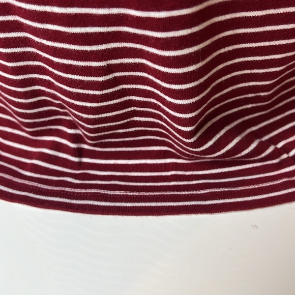 ❤️ANN TAYLOR 100% PIMA COTTON RED & WHITE STRIPED SHORT SLEEVE V NECK TOP SMALL - Picture 7 of 13